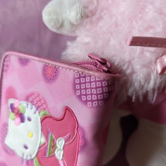 hello kitty wallet pink Japan outfit design - Picture 4 of 5